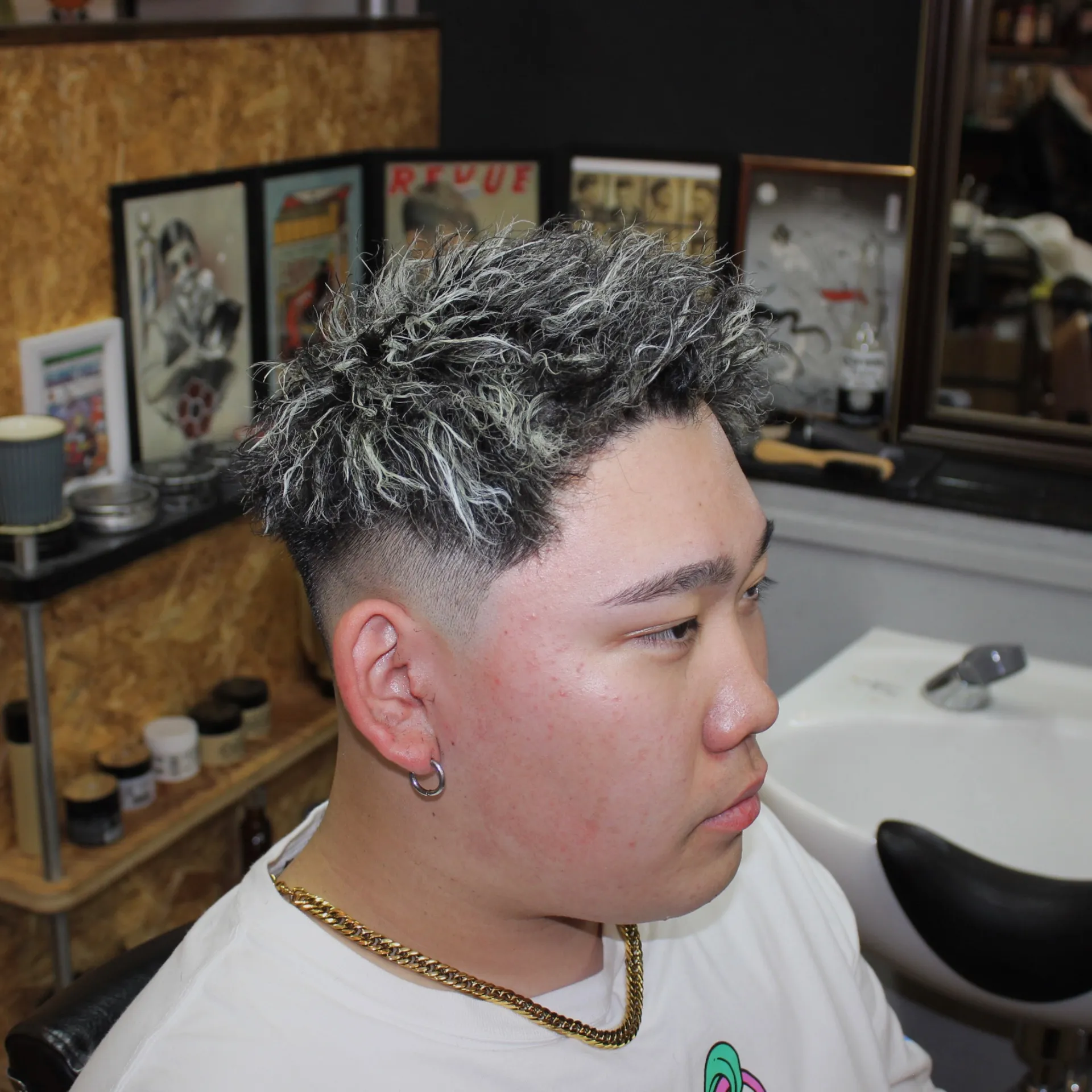 ツイストスパイラルパーマ×ホワイトメッシュ