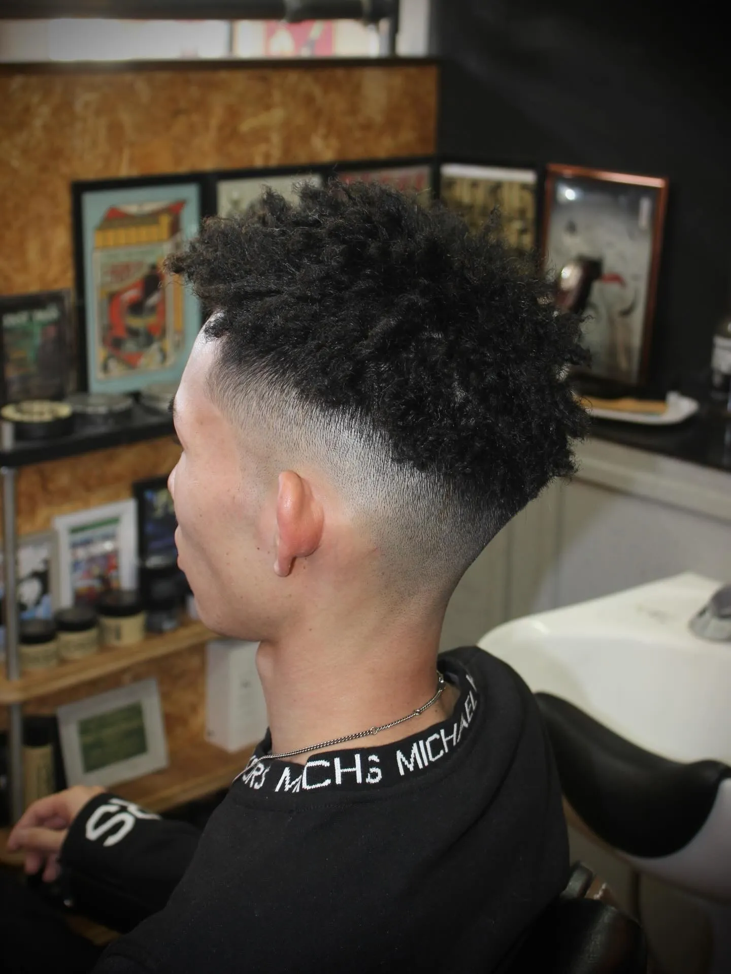 スパイキーアフロ